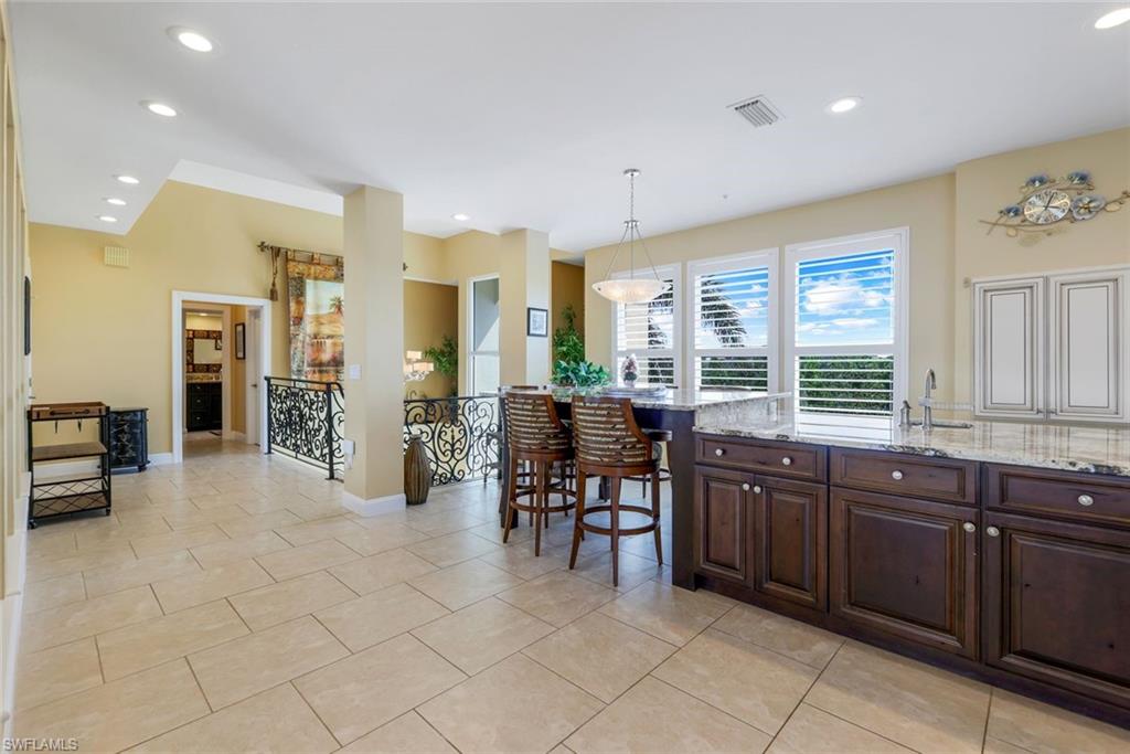 FLAMINGO HARBOUR CONDO - Residential