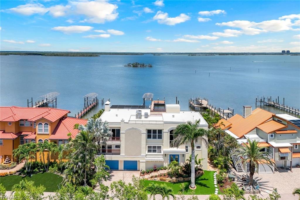 FLAMINGO HARBOUR CONDO - Residential