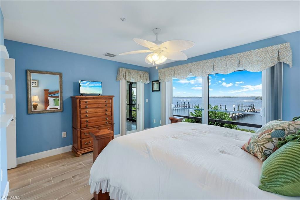 FLAMINGO HARBOUR CONDO - Residential