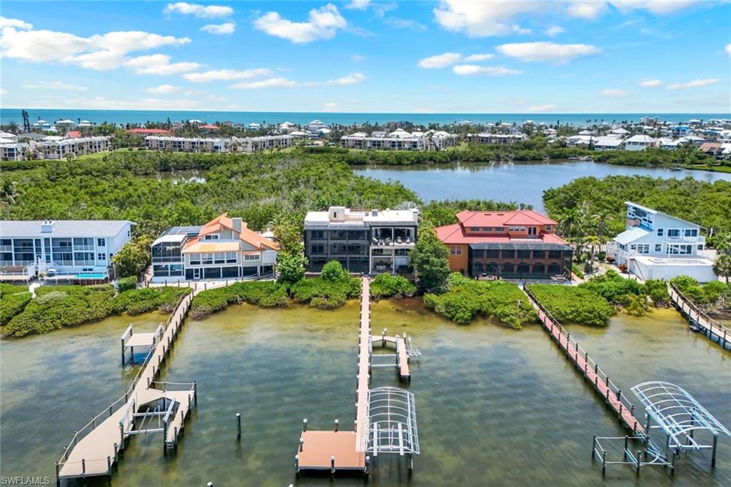 FLAMINGO HARBOUR CONDO - Residential