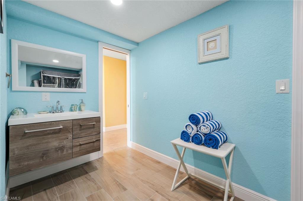 FLAMINGO HARBOUR CONDO - Residential