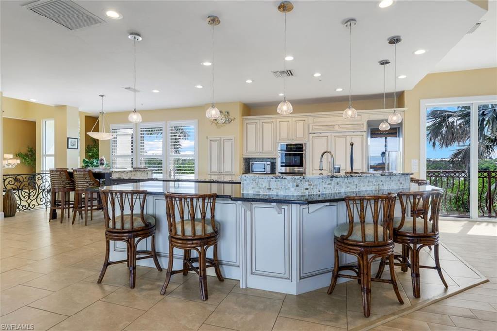 FLAMINGO HARBOUR CONDO - Residential