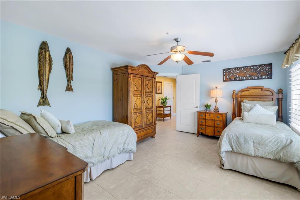 FLAMINGO HARBOUR CONDO - Residential