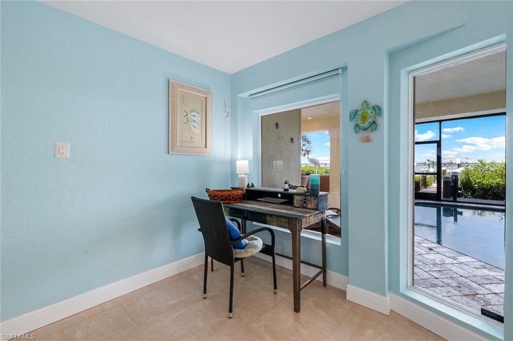 FLAMINGO HARBOUR CONDO - Residential