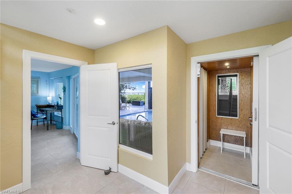 FLAMINGO HARBOUR CONDO - Residential