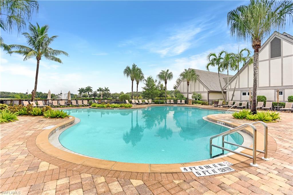 TWIN EAGLES - Residential