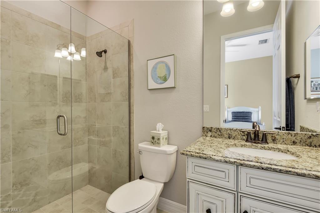 TWIN EAGLES - Residential