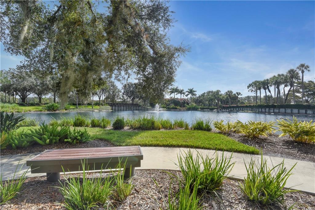 TWIN EAGLES - Residential