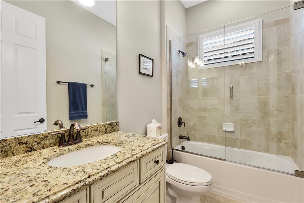 TWIN EAGLES - Residential