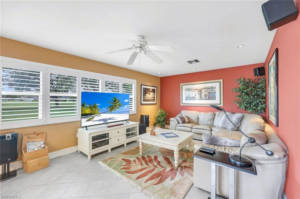211 Pine Valley CIR