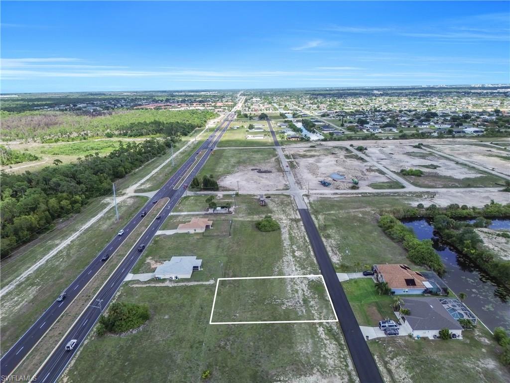 CAPE CORAL - Land