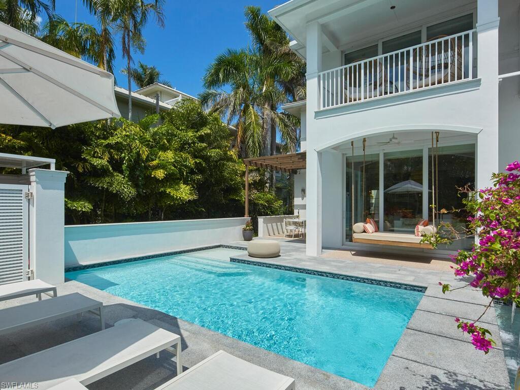 MANORS OF ST. THOMAS - Residential