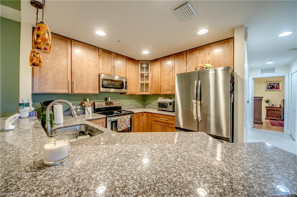 PORTO VISTA CONDO - Residential