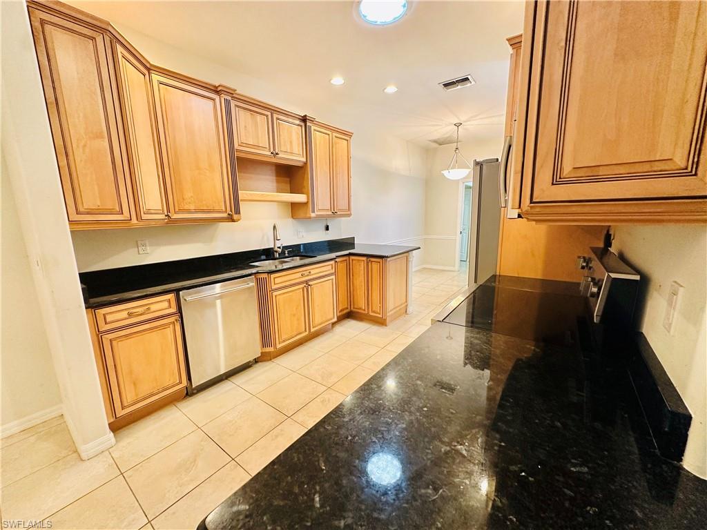 GATEWAY - Residential Lease