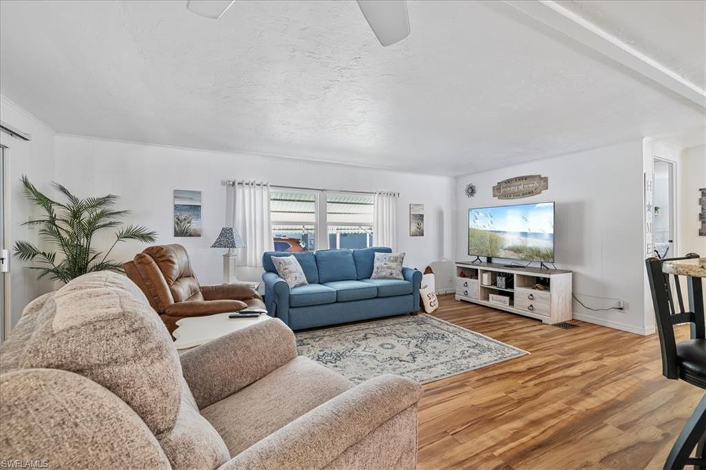 LAZY DAYS MOBILE VILLAGE - Residential