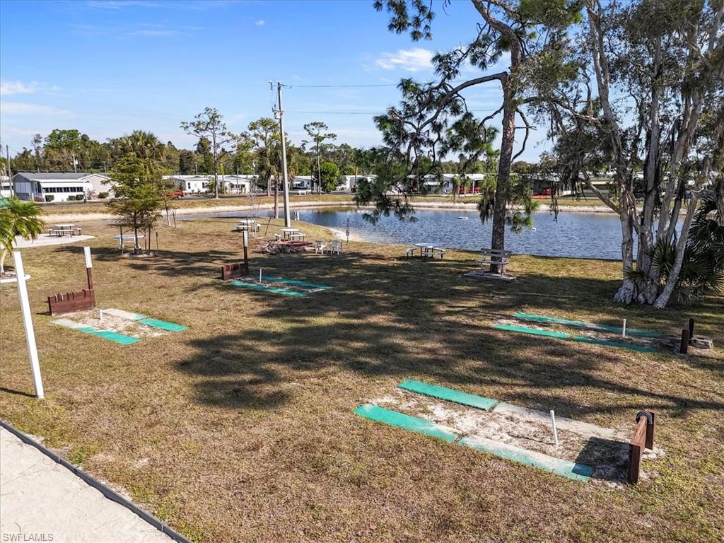 LAZY DAYS MOBILE VILLAGE - Residential