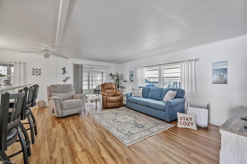 LAZY DAYS MOBILE VILLAGE - Residential