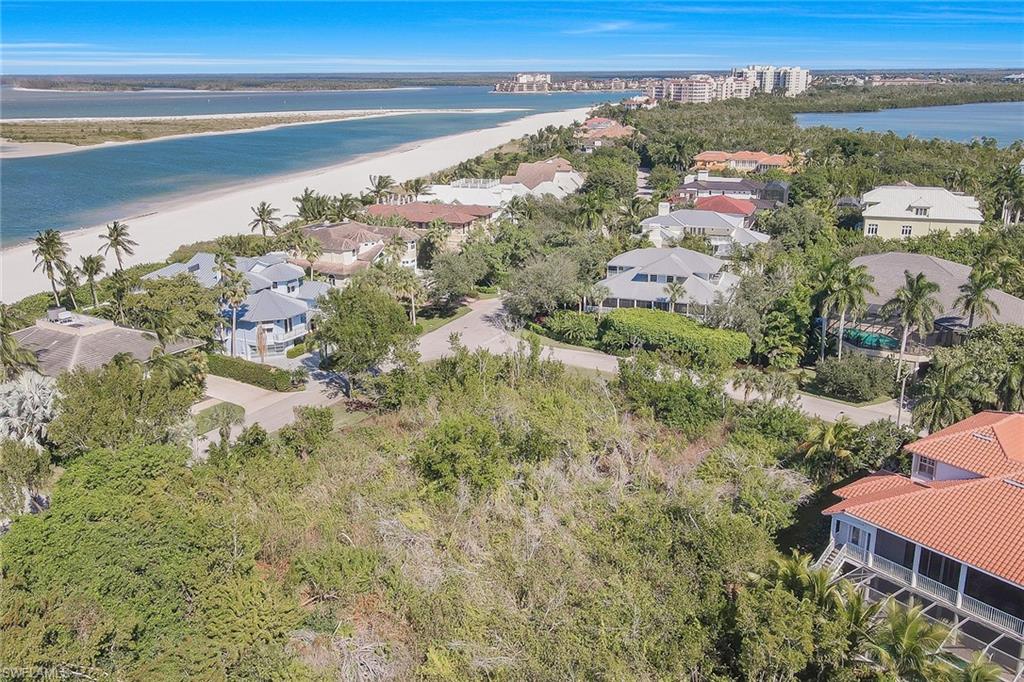 HIDEAWAY BEACH - Land