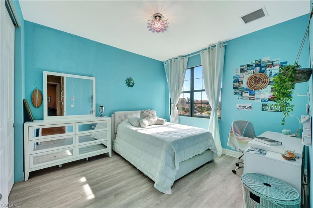 RIVERSTONE - Residential