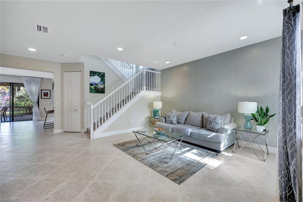 RIVERSTONE - Residential