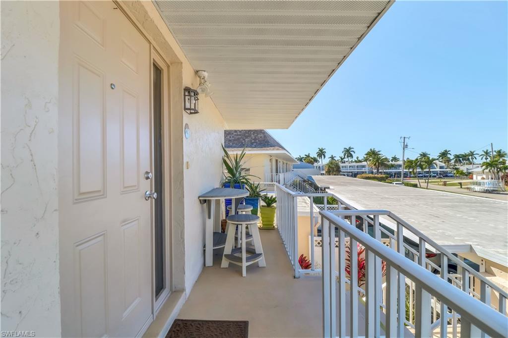 COMMODORE CONDO - Residential