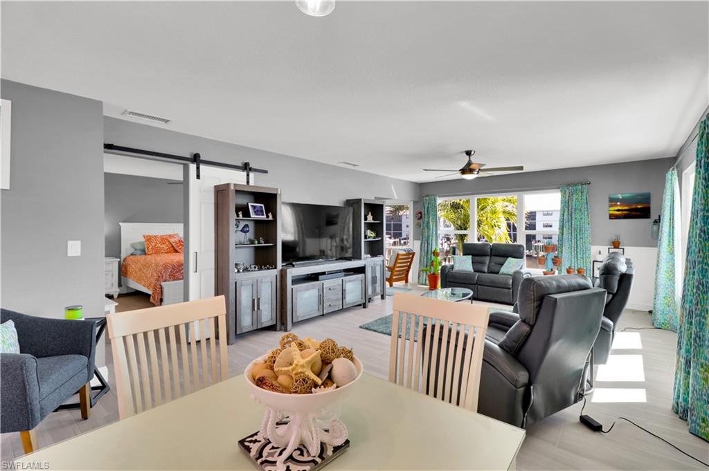 COMMODORE CONDO - Residential