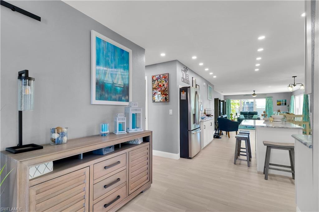 COMMODORE CONDO - Residential