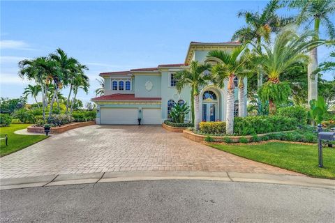 8620 El Mirasol CT ESTERO FL 33967
