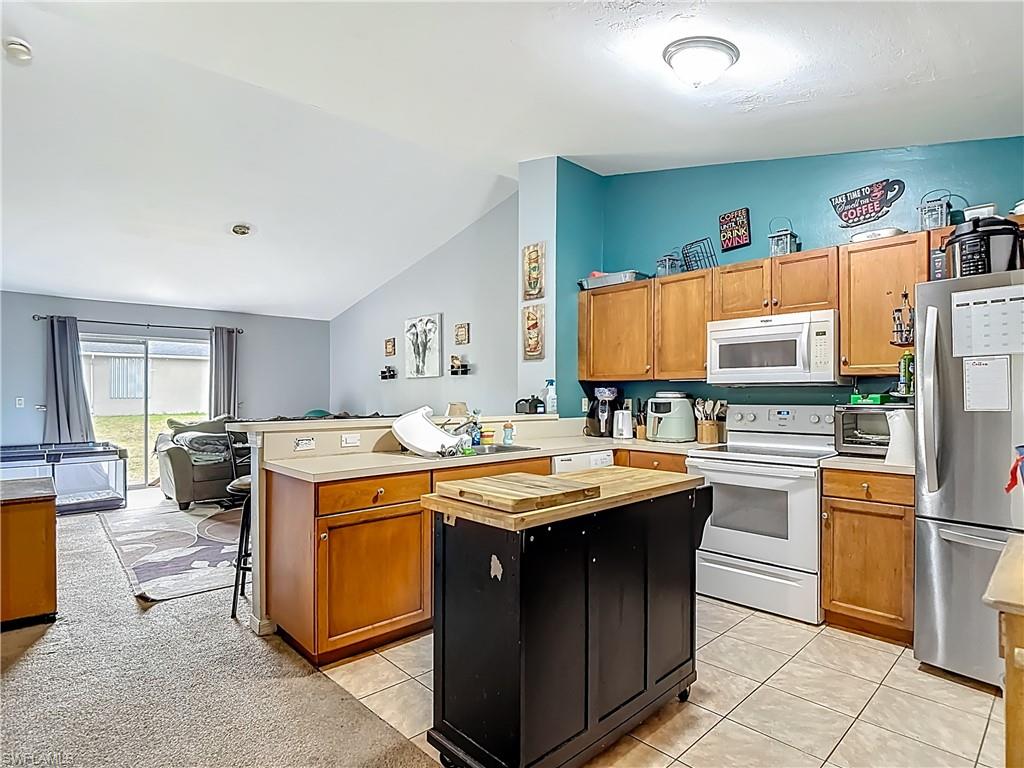 LEHIGH ESTATES - Residential