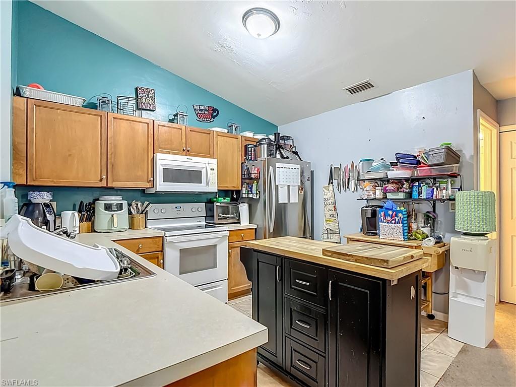 LEHIGH ESTATES - Residential