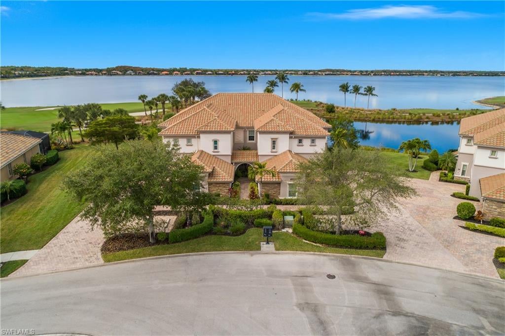 9064 Siesta Bay DR 5-102