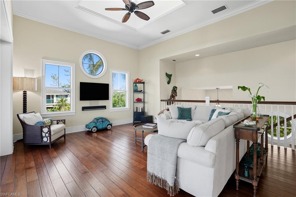 MCPHIE PARK - Residential