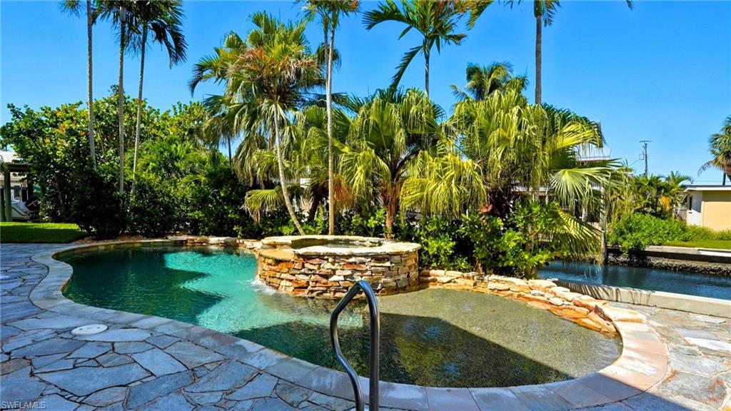 MCPHIE PARK - Residential