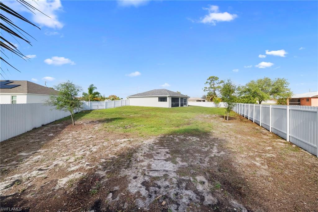 CAPE CORAL - Residential