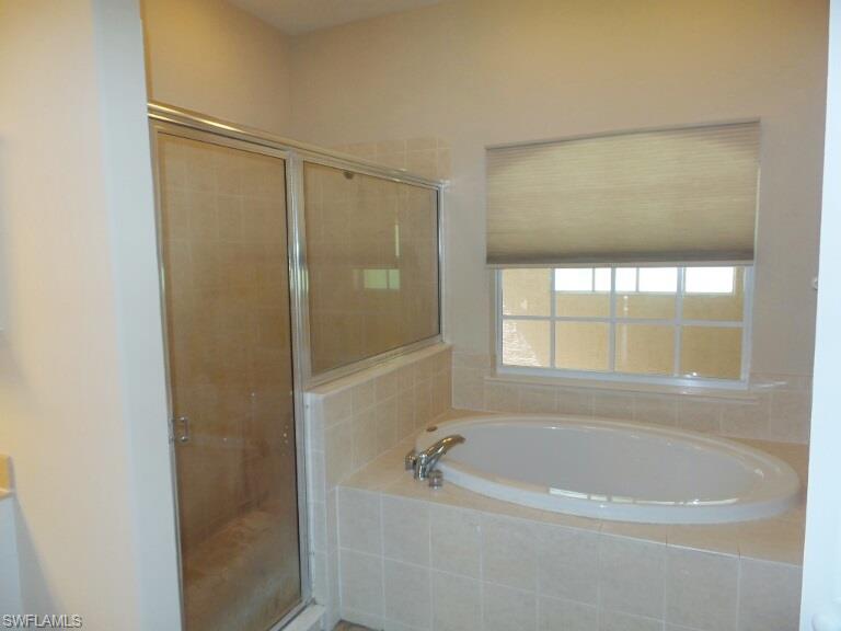 SAN CARLOS PARK - Residential