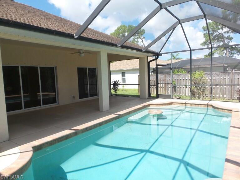 SAN CARLOS PARK - Residential