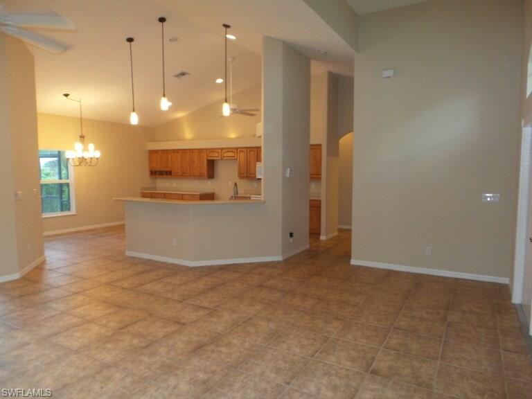 SAN CARLOS PARK - Residential