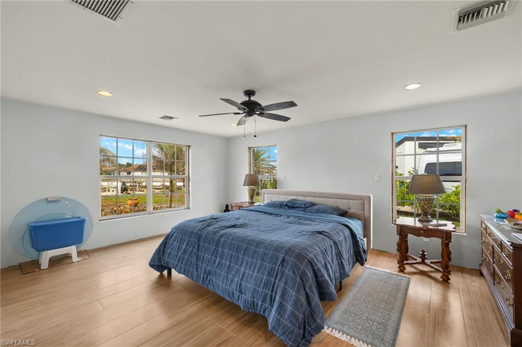 GLENVIEW - Residential