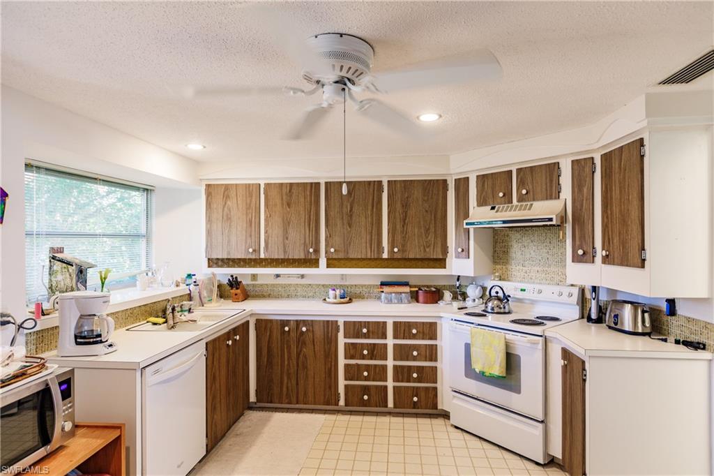 METES AND BOUNDS - Residential