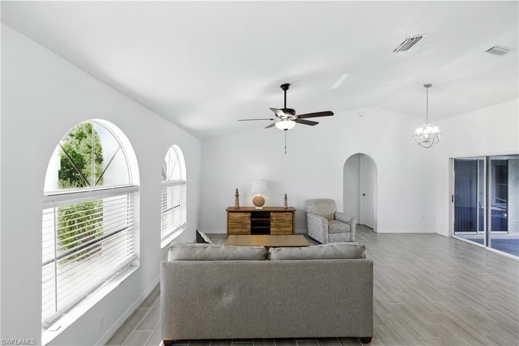 PORT CHARLOTTE - Residential Lease