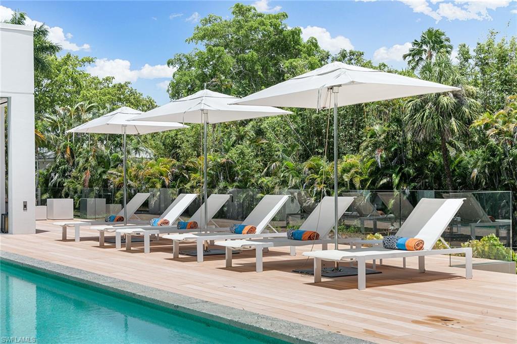 AQUALANE SHORES - Residential