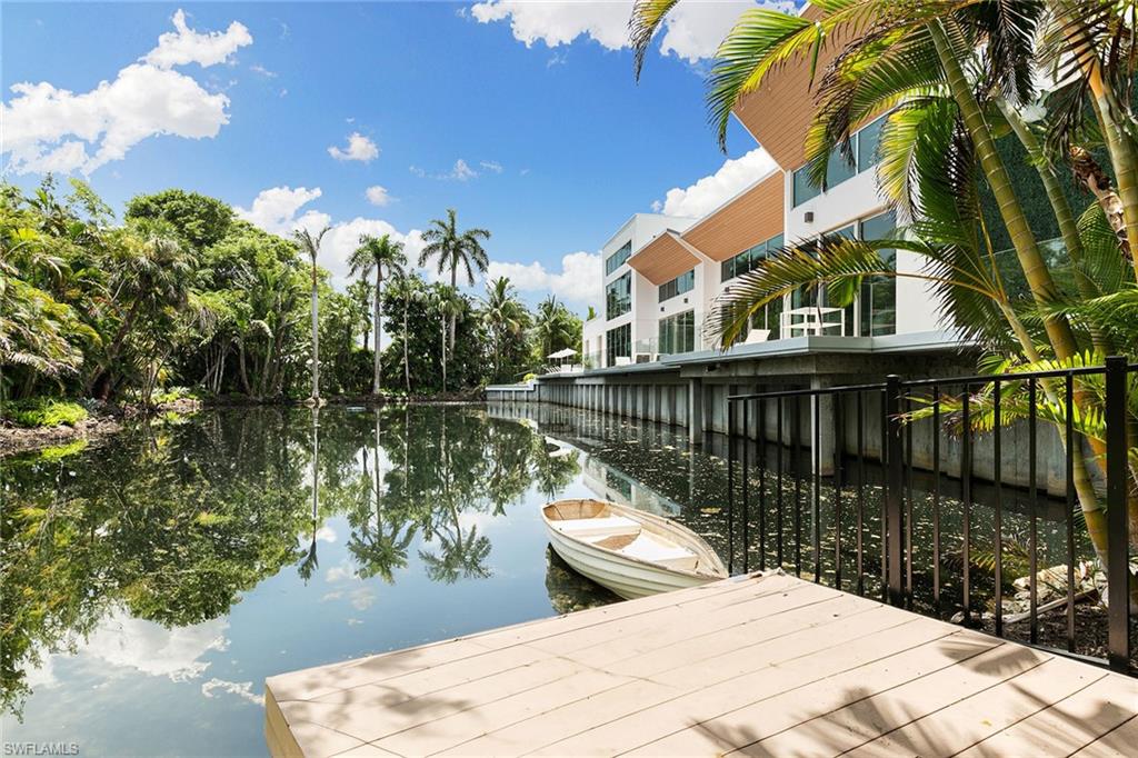 AQUALANE SHORES - Residential