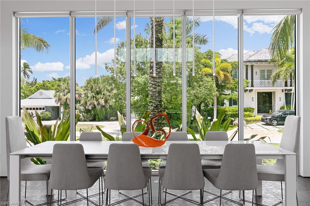 AQUALANE SHORES - Residential