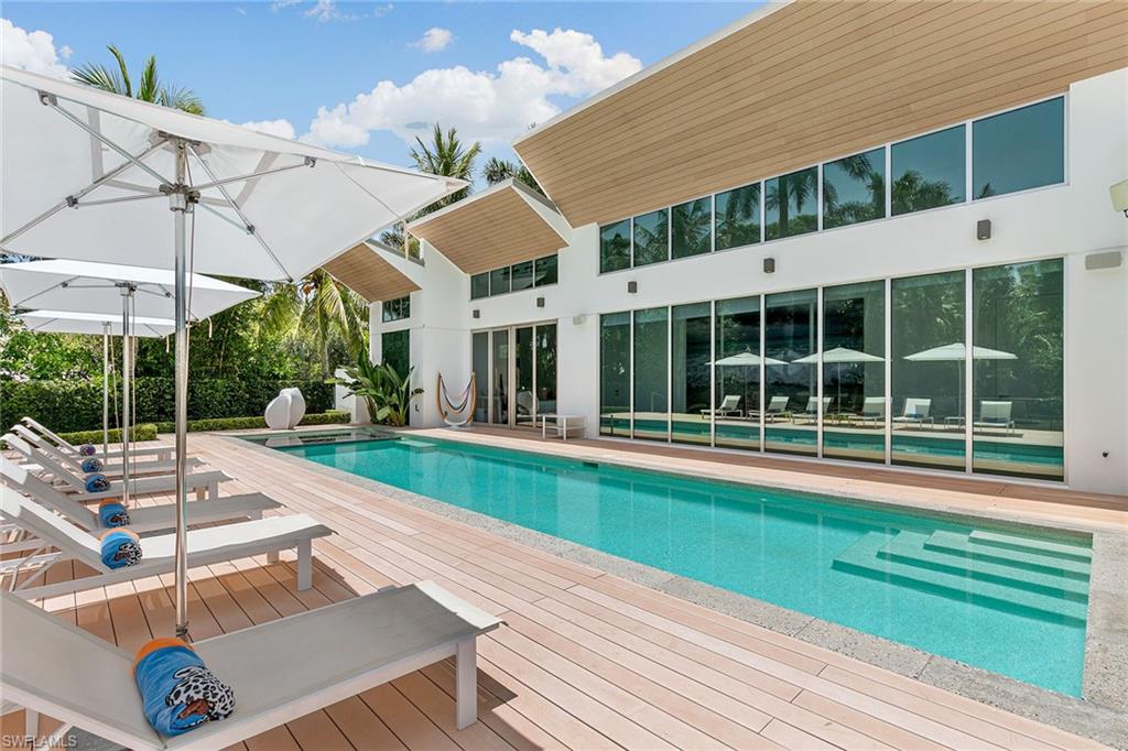 AQUALANE SHORES - Residential