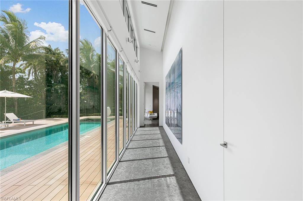 AQUALANE SHORES - Residential