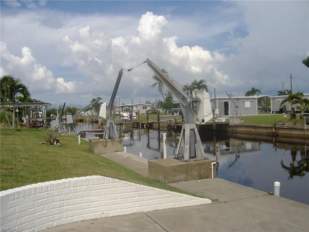 PINE ISLAND COVE - Land