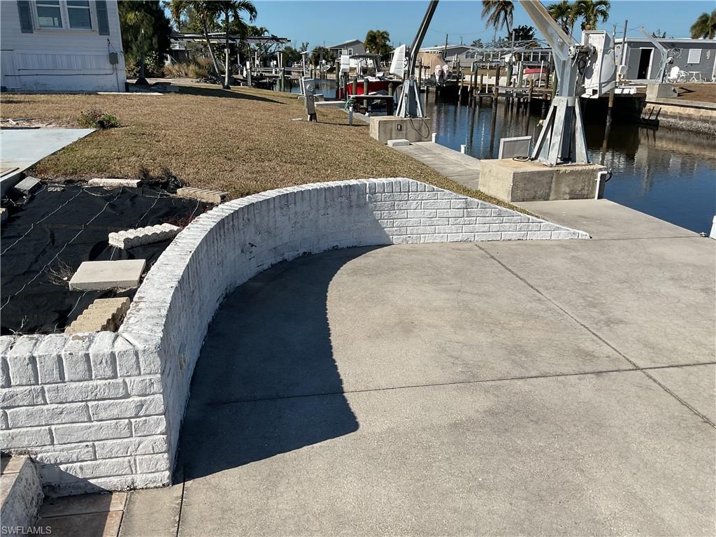 PINE ISLAND COVE - Land