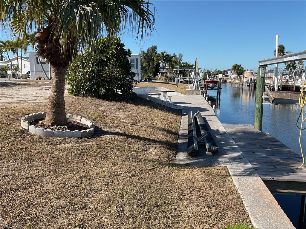 PINE ISLAND COVE - Land