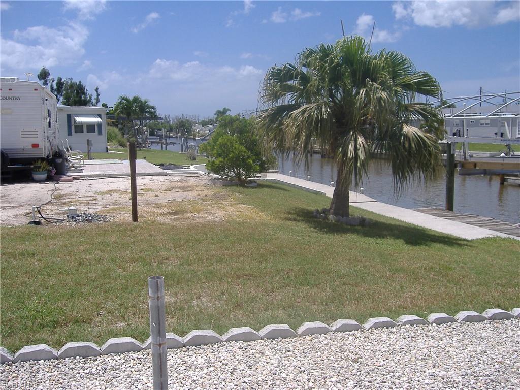 PINE ISLAND COVE - Land