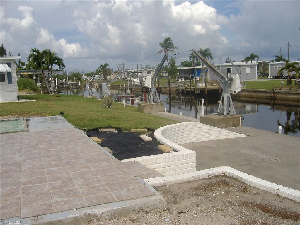 PINE ISLAND COVE - Land